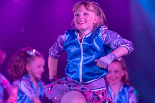 AVR DANCEFun Dance Classes Blackpool, Thornton, Bispham, Poulton-le-Fylde, Layton Born 2 Perform
