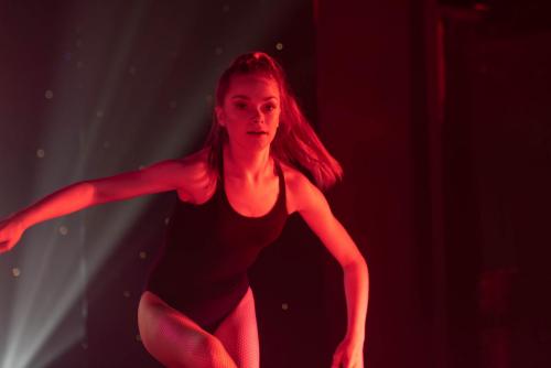 AVR DANCEContemporary Dance Classes Blackpool, Thornton, Bispham, Poulton-le-Fylde, Layton Born 2 Perform